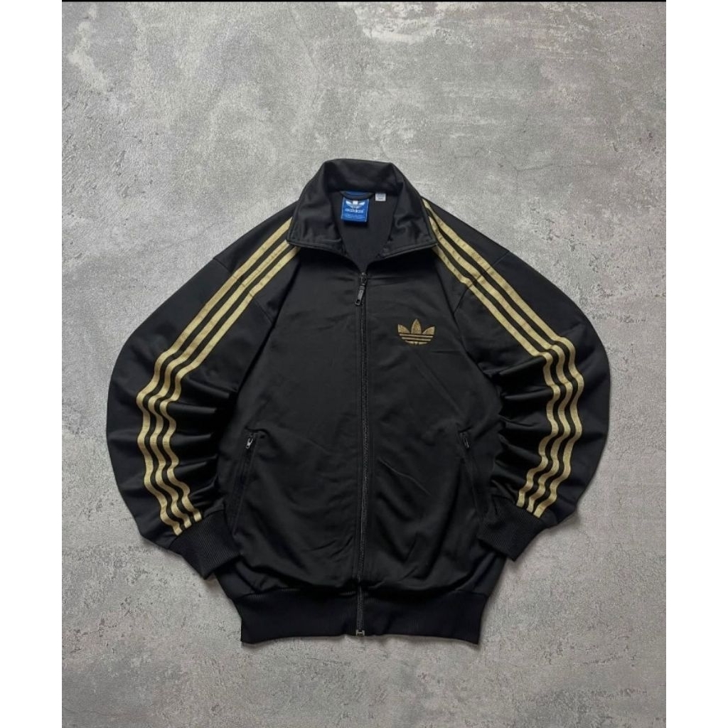 Tracktop Adidas Black gold