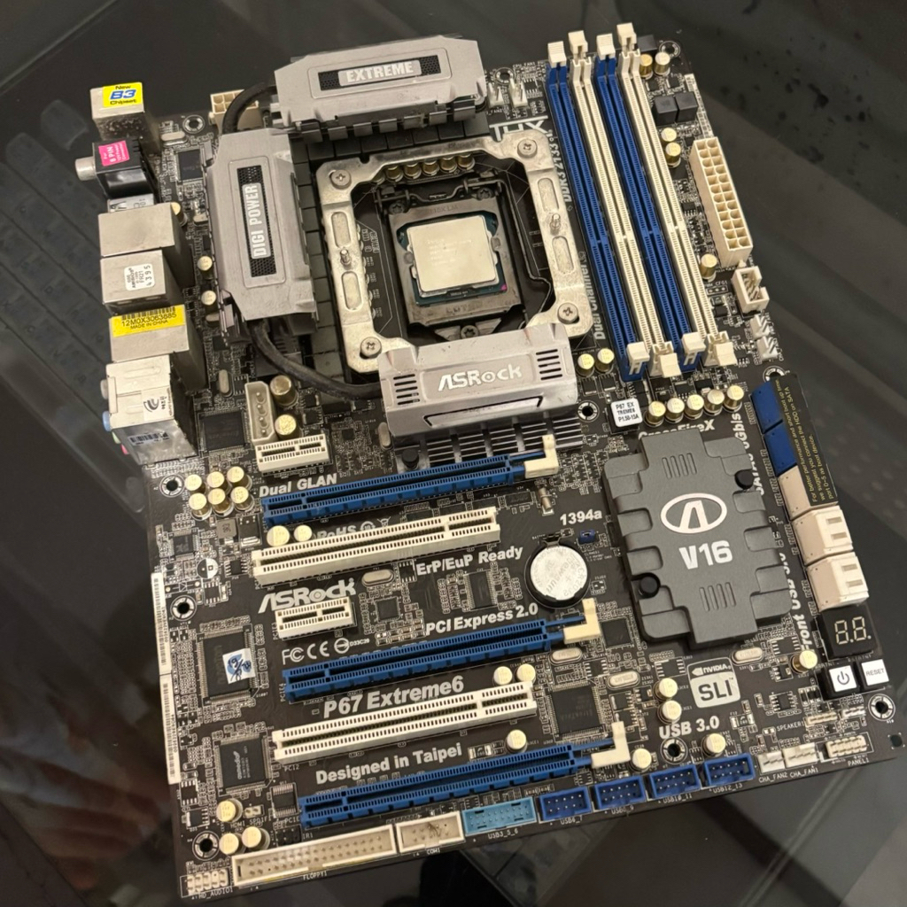 Motherboard Asrock P67 Extreme6 LGA 1155 + Intel i5 3570