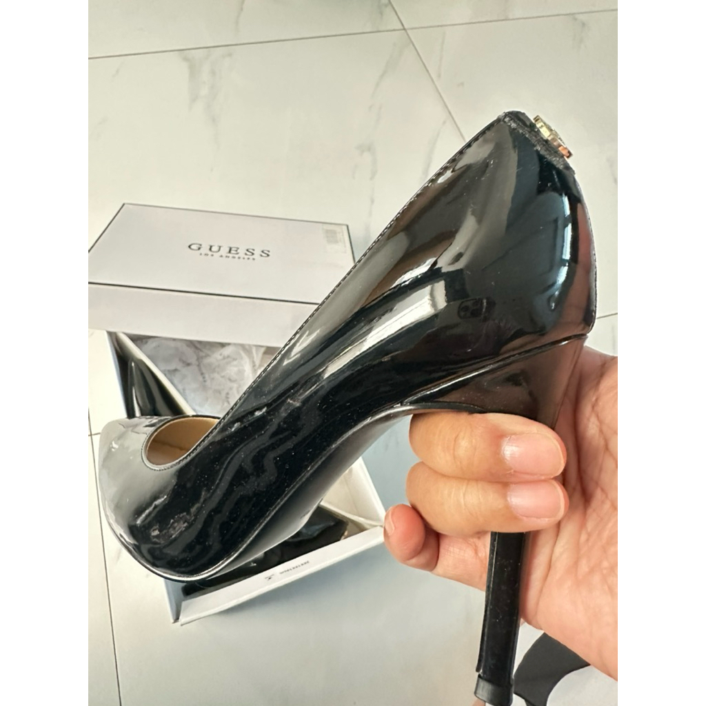 sepatu guess size 41 (original, preloved)