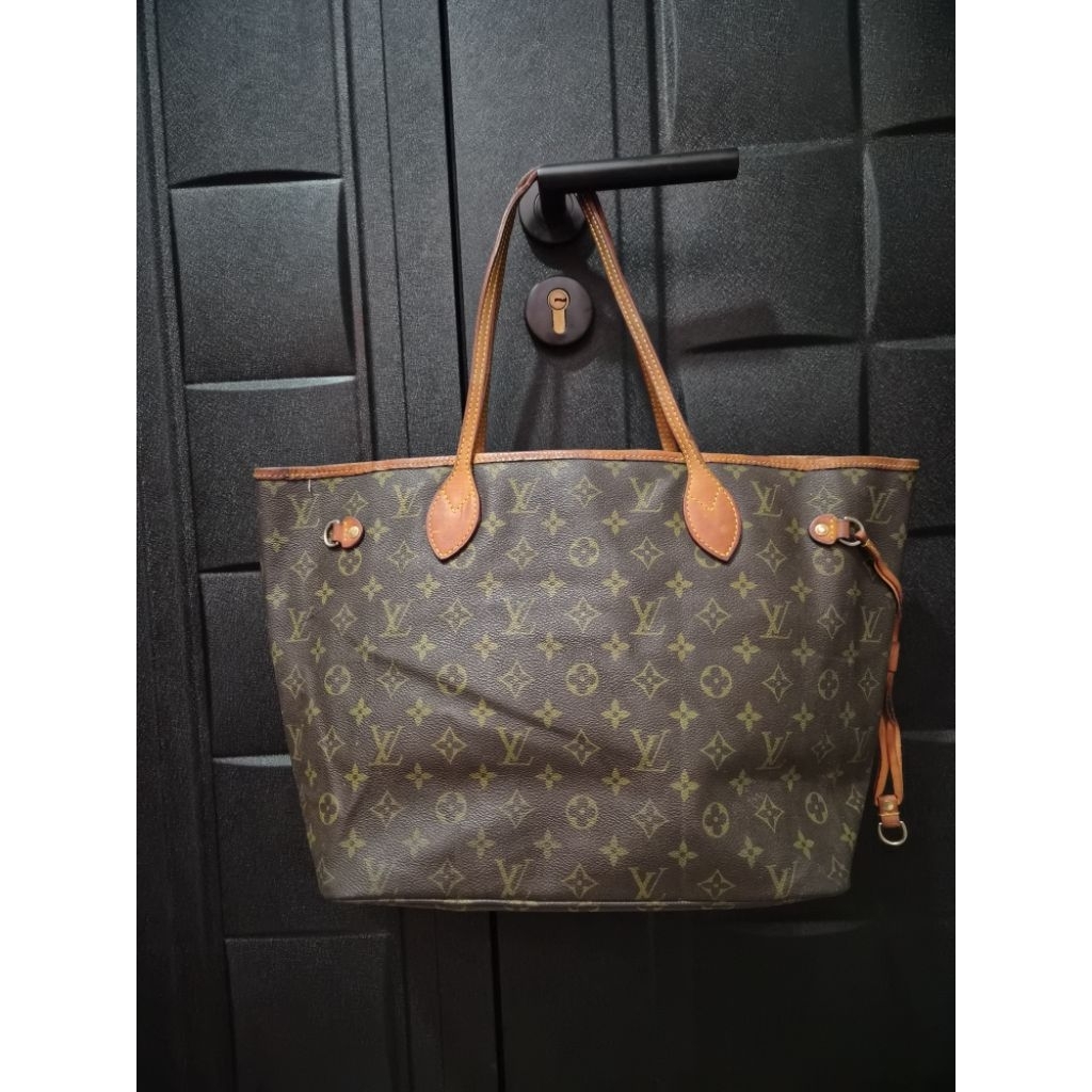 Tas tote kulit embos lv Neverful