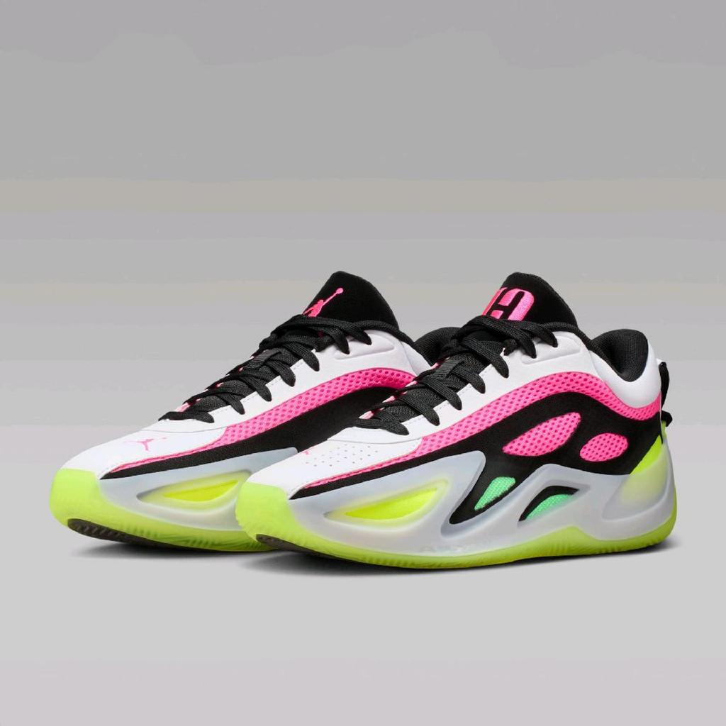 Sepatu Basket Wanita Jordan Heir Series 2 PF Pink Blast HV4419-101