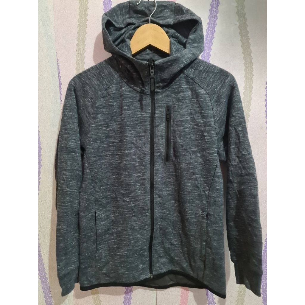 UNIQLO TECH , UNIQLO DRY TECH HOODIE