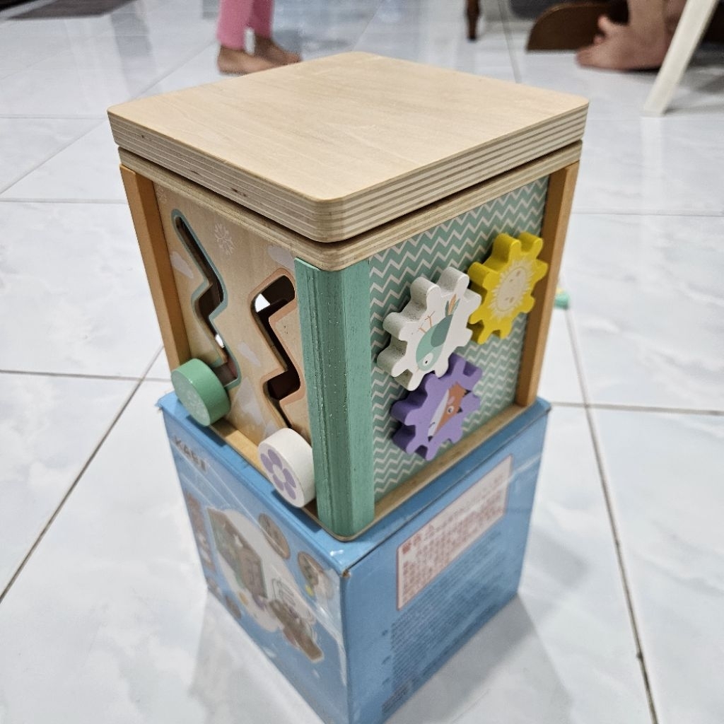 Busy Box Mainan Edukasi Anak Bayi 5 in 1 Activity Box - Preloved