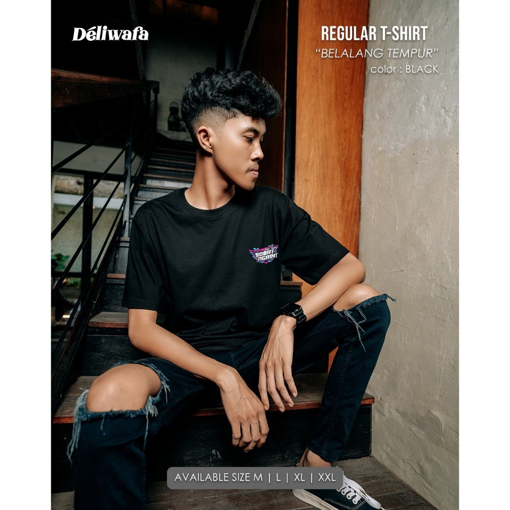 Deliwafa Belalang Tempur T-Shirt Pria Combed 30s