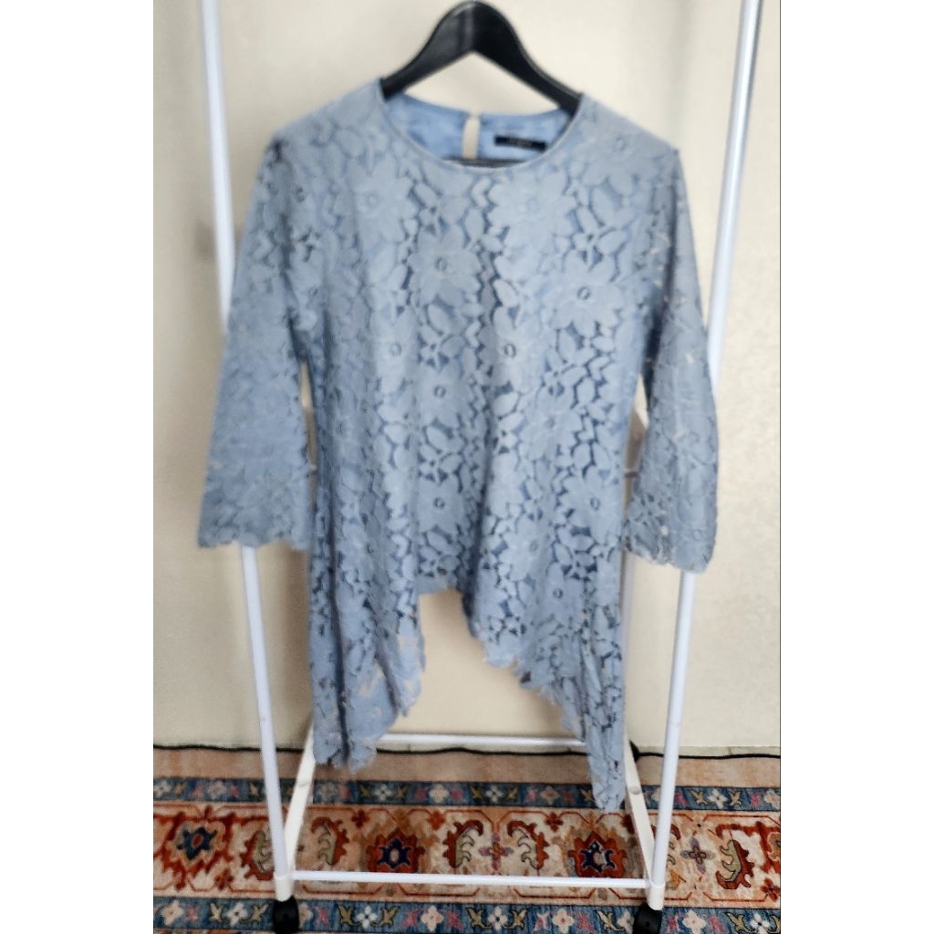 [PRELOVED] Icons Blouse Brukat Baby Blue