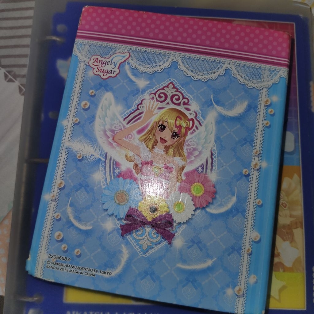 Aikatsu Binder Ichigo Aurora Kiss Jepang