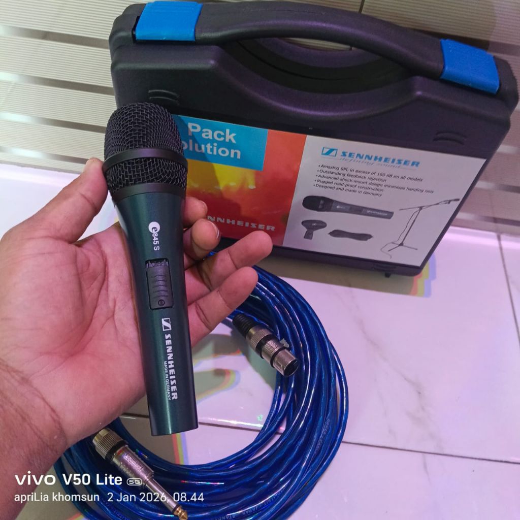 MIK SENNHEISER,KOPER BESAR, KABEL 10 METER, FUUL BESI, MIK VOCAL JERNIH PEKKA DAN LEMBUT