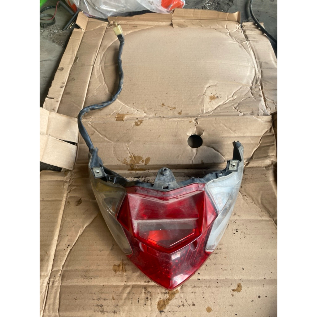 Stoplamp lampu belakang beat fi 2012-2013 original copotan motor