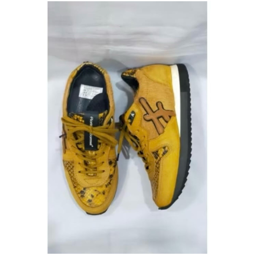 Preloved Sepatu Sneakers Kets Kulit Floris Van Bommel Cokelat Kuning Kunyit Fashion