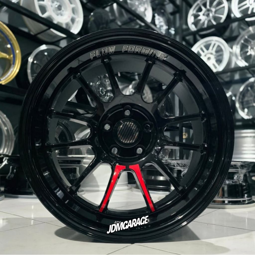 velg venom 5 flow forming r18 lebar 9,5 pcd 5x114,3 et 22 velg mobil ring 18 pnp velg mobil Innova r