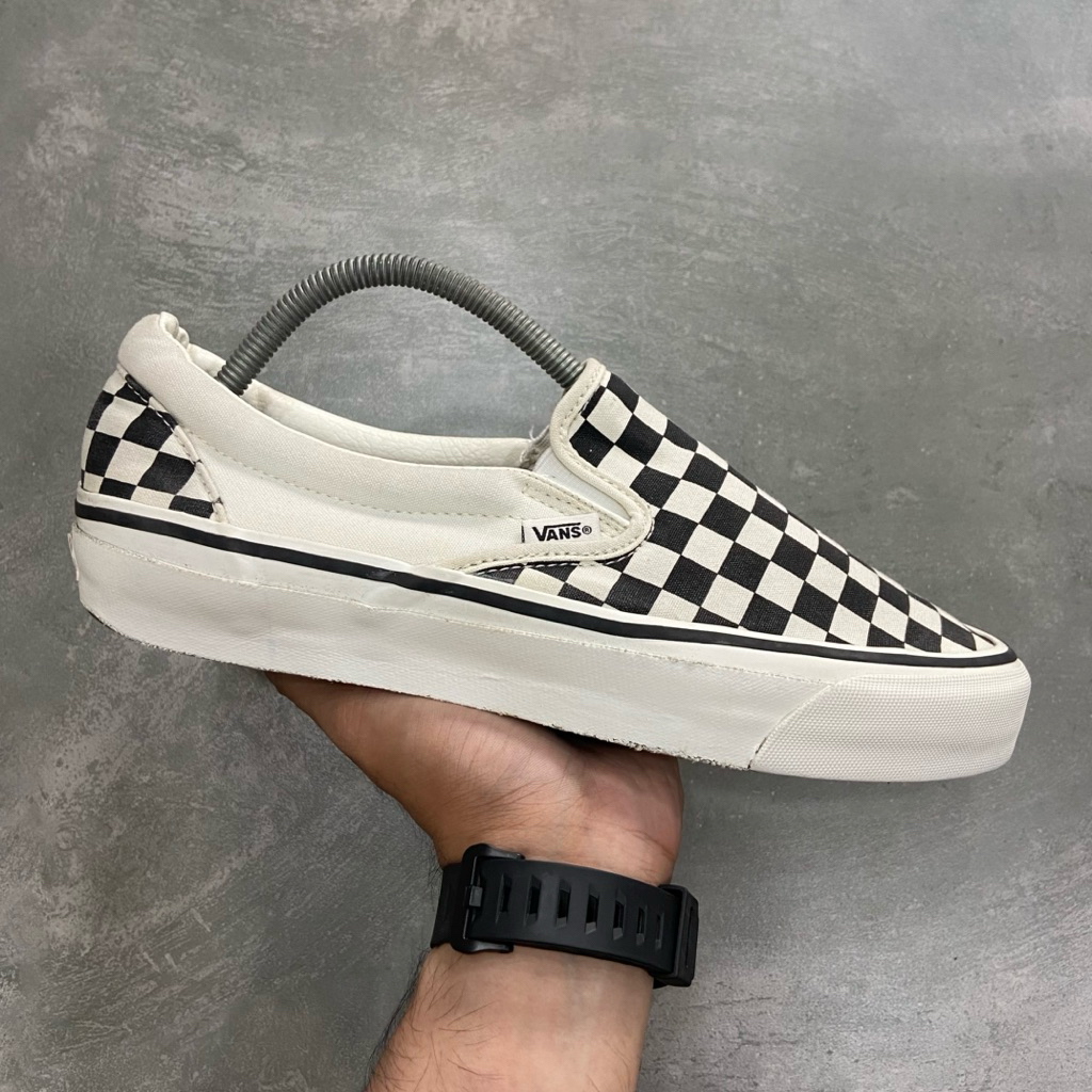 [Size 42] Vans Slip On Checkerboard Second Original Kondisi Mulus Nominus. Harga Baru nya 2.2 Juta R