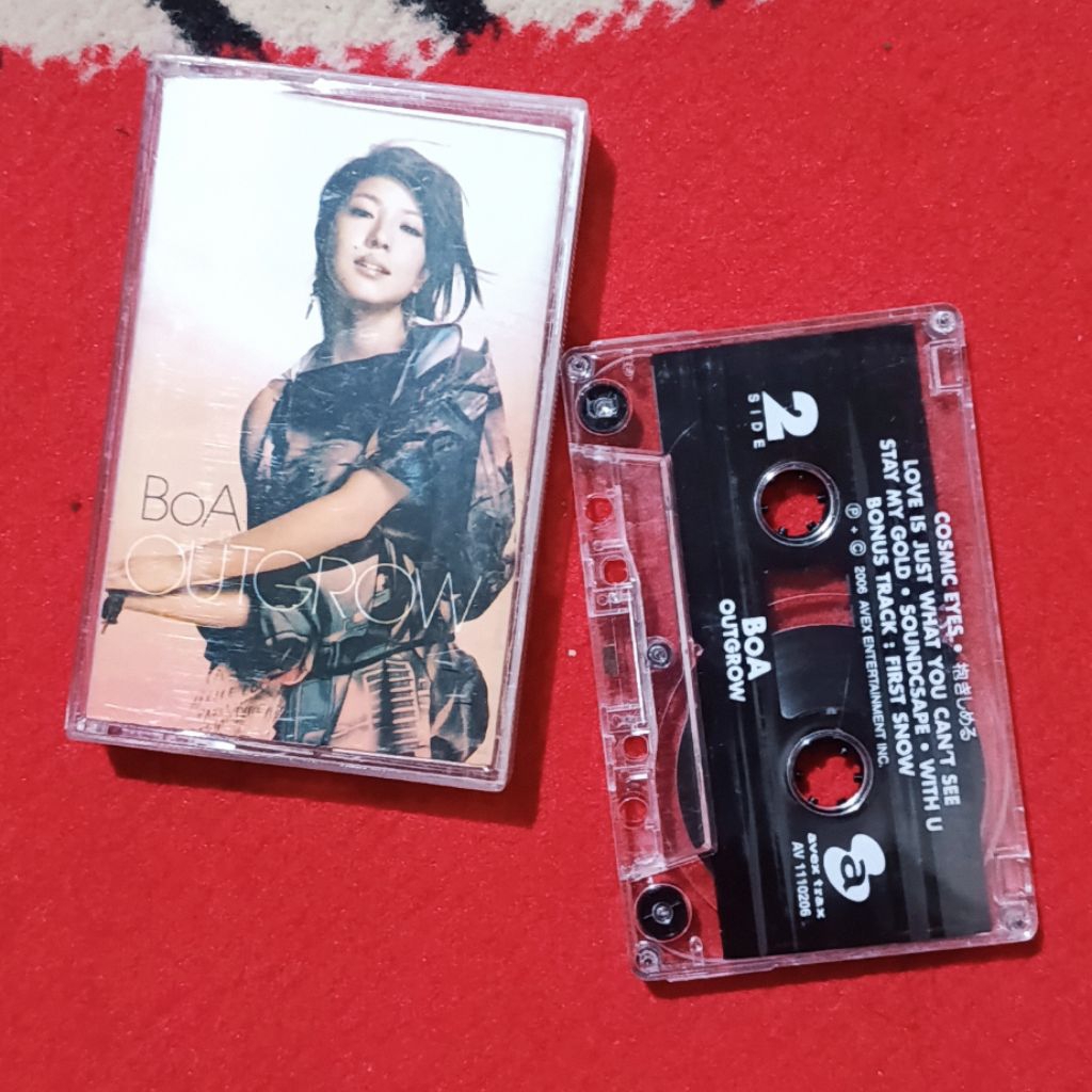 BoA - Outgrow (Kaset Tape Pita)
