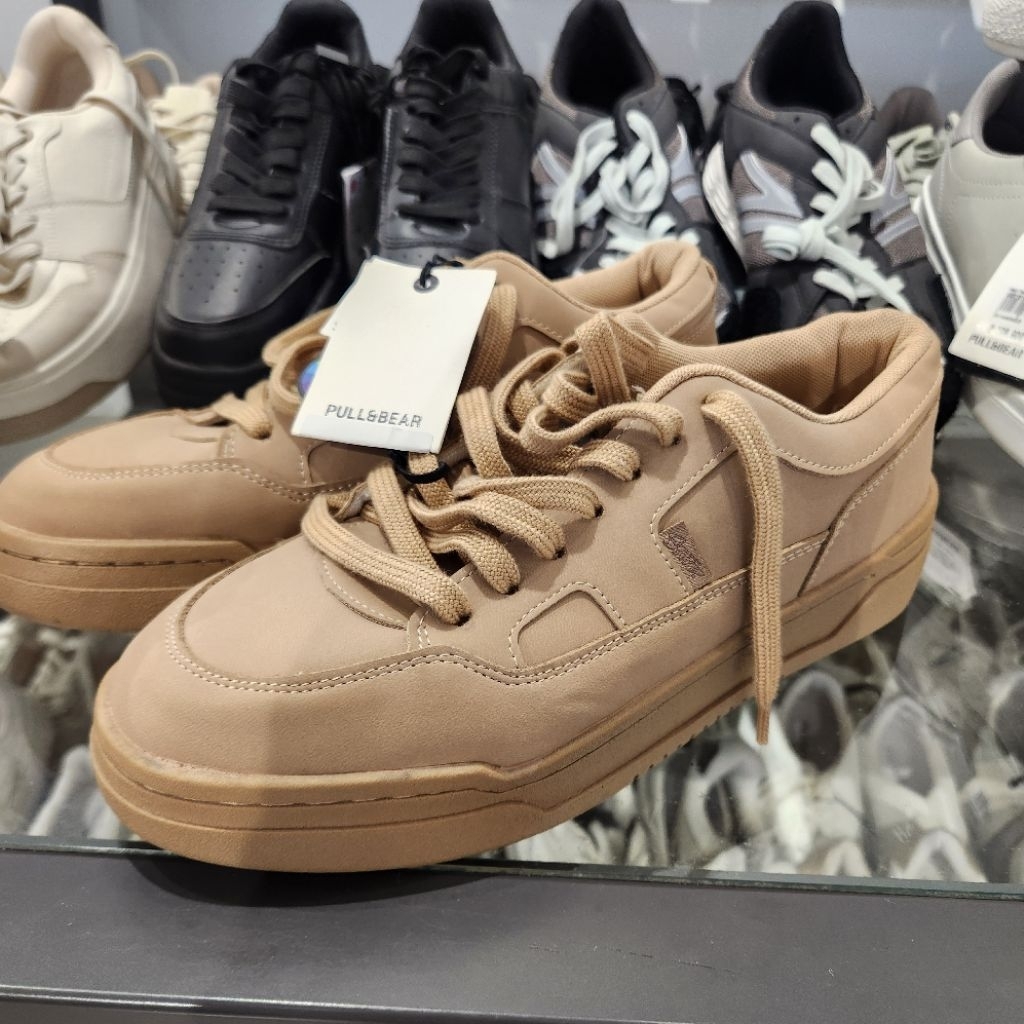 Sepatu Pull and Bear Pria Wanita ORIGINAL Brown