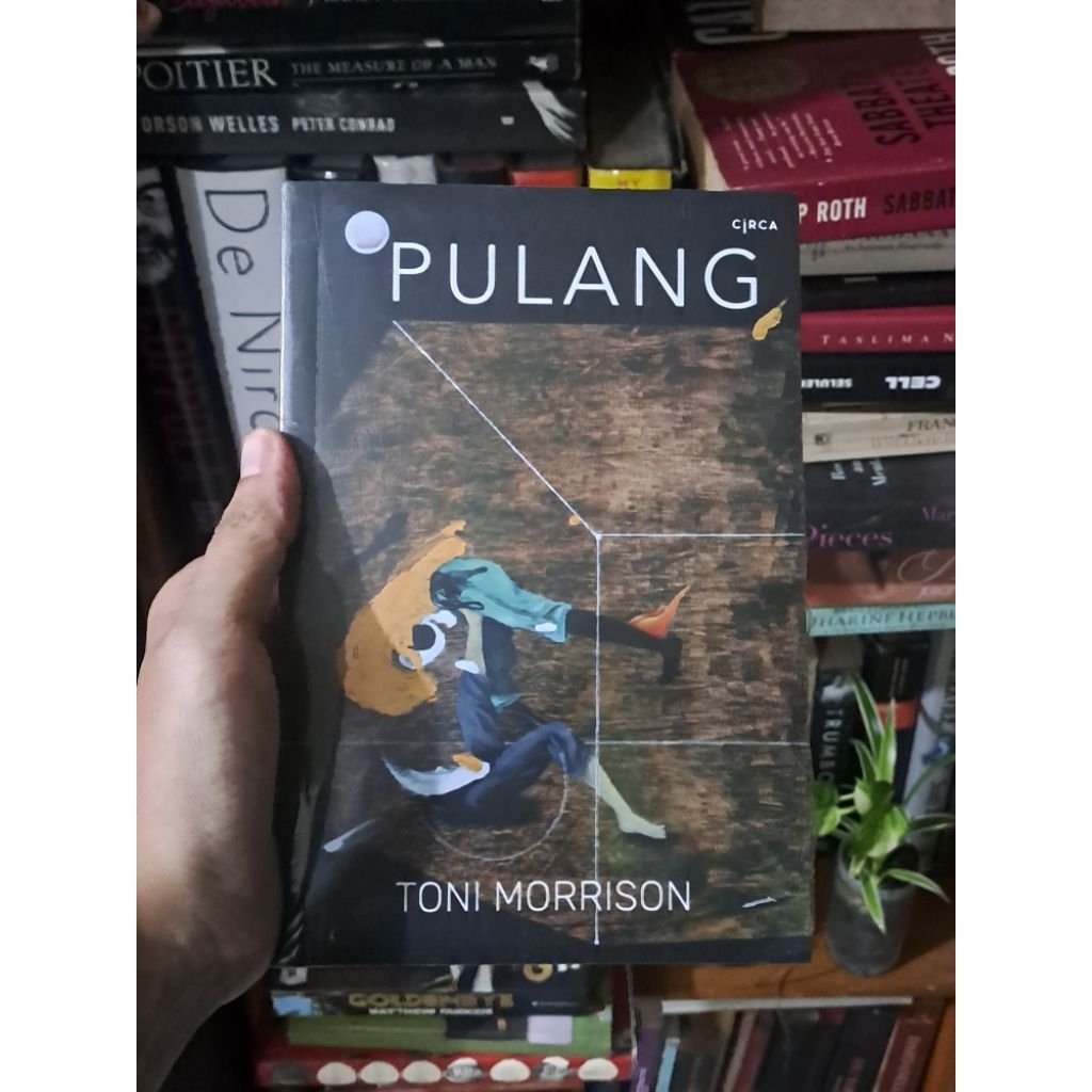 Pulang Toni Morrison