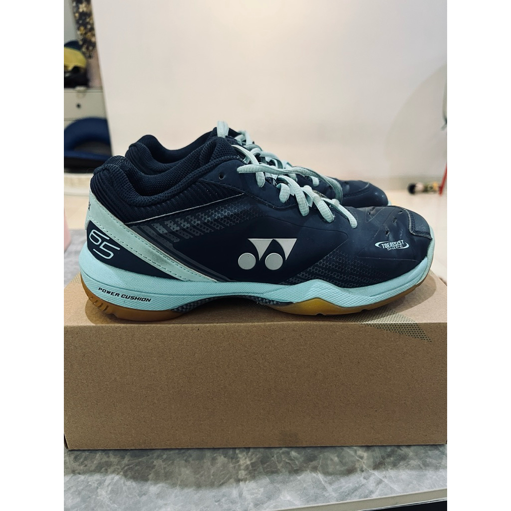 Yonex Power Cushion 65 Series Original Sepatu Badminton Bekas Kondisi Bagus