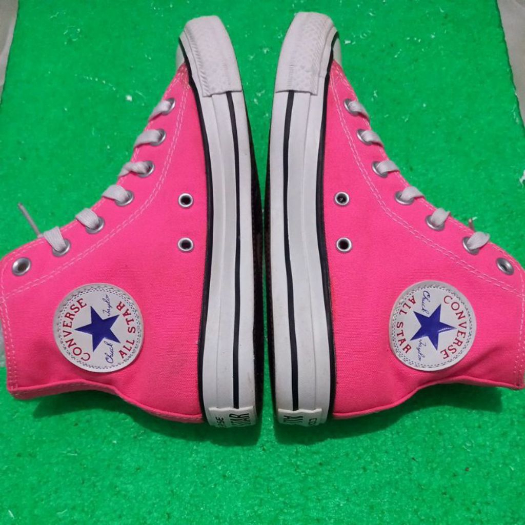 PL Sepatu casual wanita Convers pink