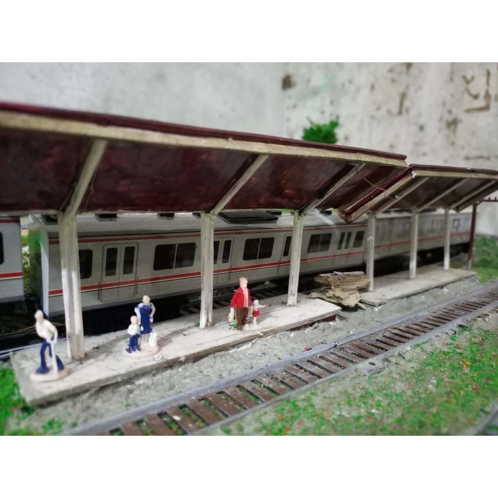 (Double Mesin) Mainan Kereta KRL Commuterline JR 205