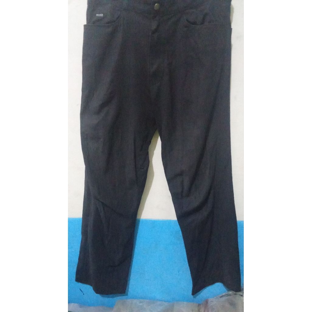 Celana Chinos Hugo Boss Phoenix