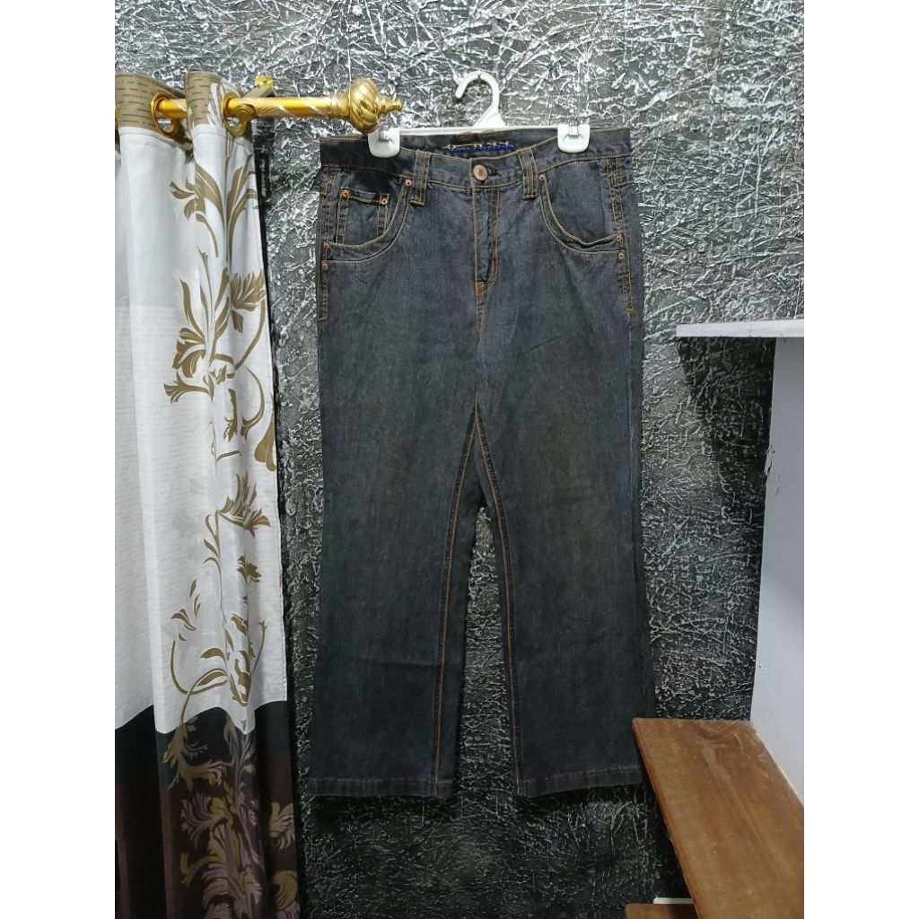 celana jeans von dutch