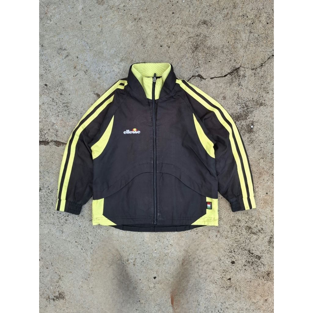 WB Ellesse Sportivo size Remaja