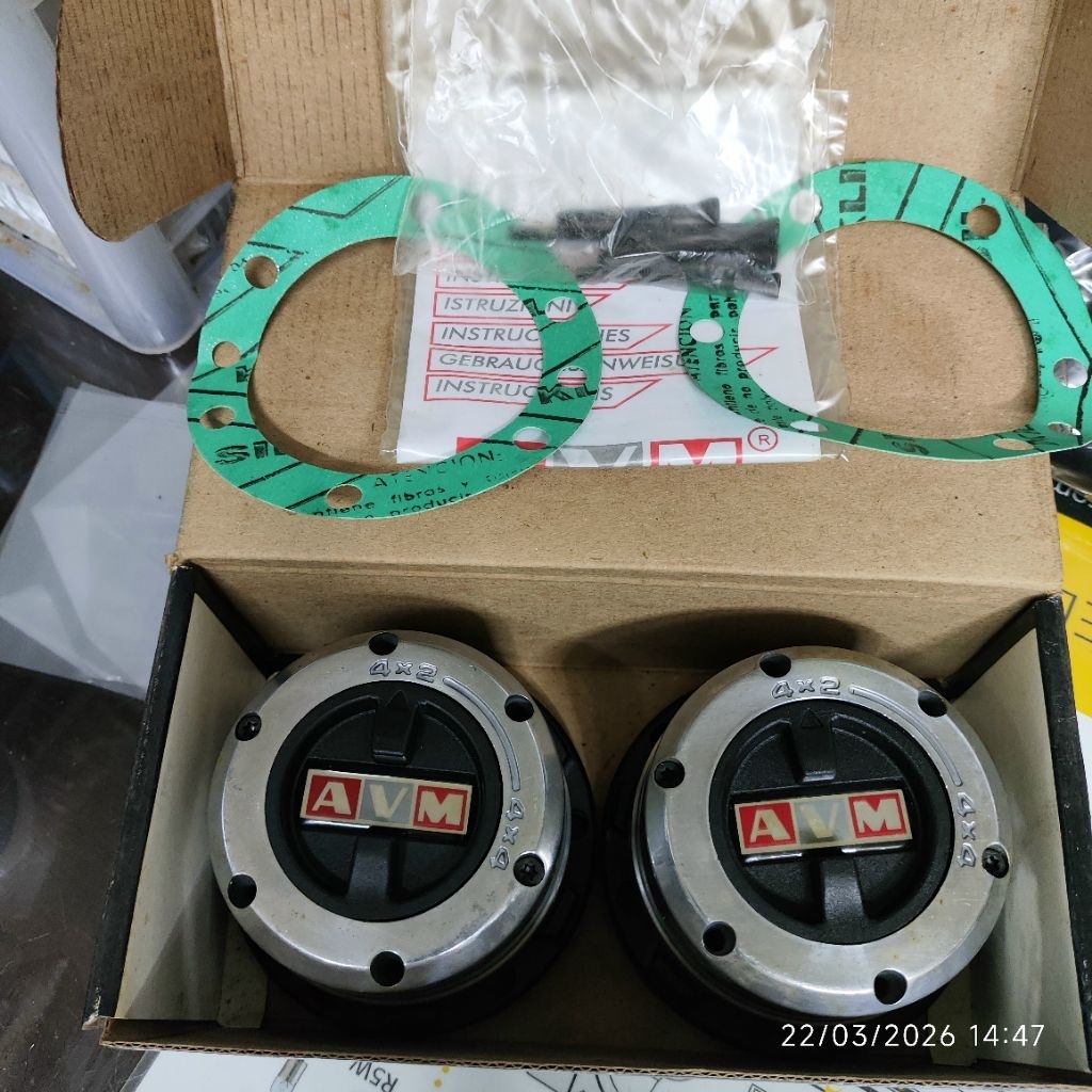 AVM 413 FREELOCK WHEEL HUBS TOYOTA HILUX Made in BRAZIL