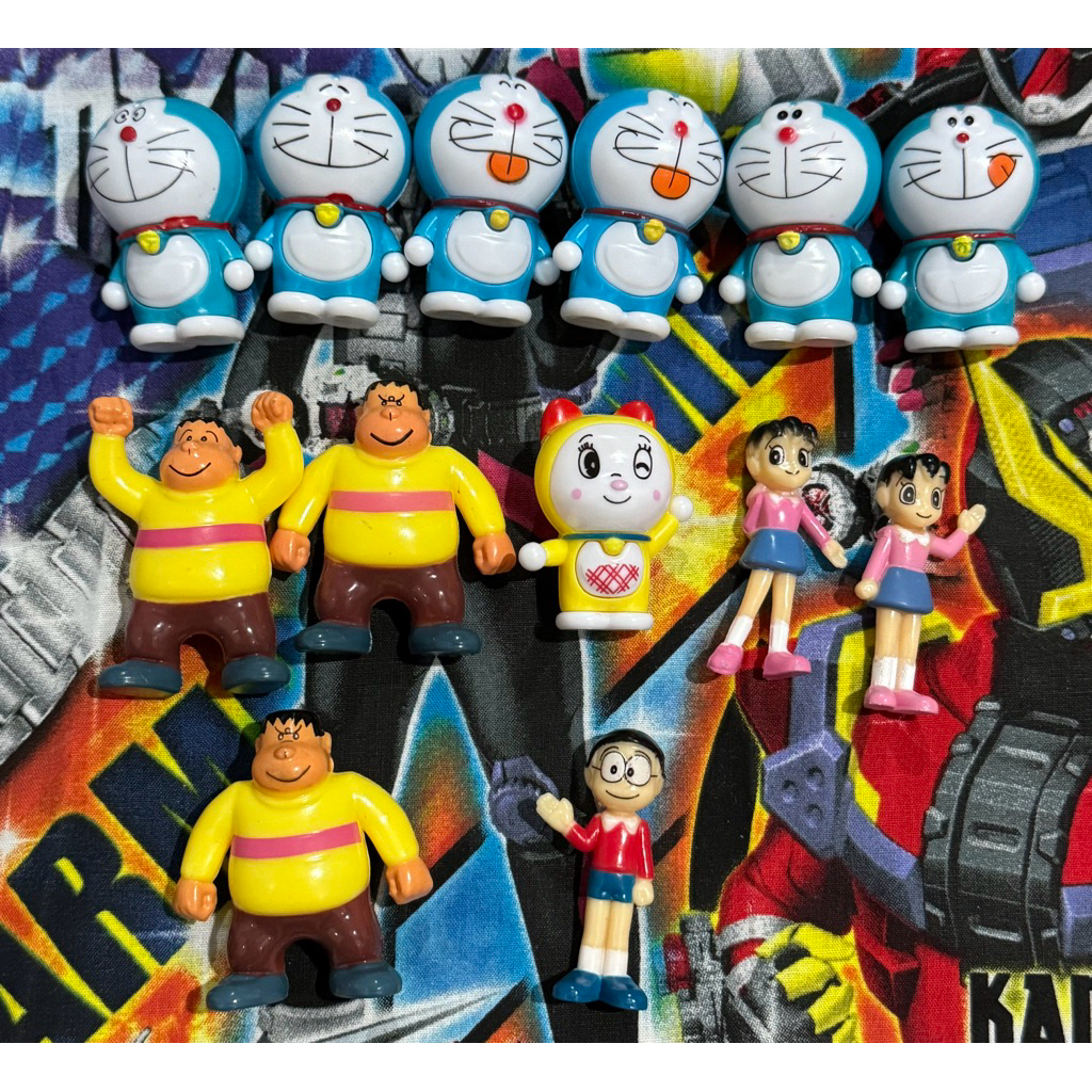 Doraemon Shizuka Nobita Choki Choki Licensed Figure Set 13pcs