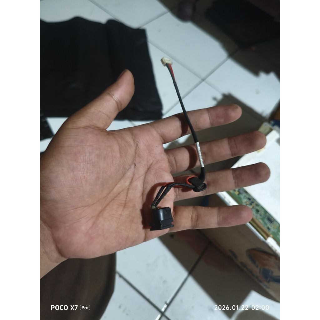 port charger laptop Toshiba c640 ori