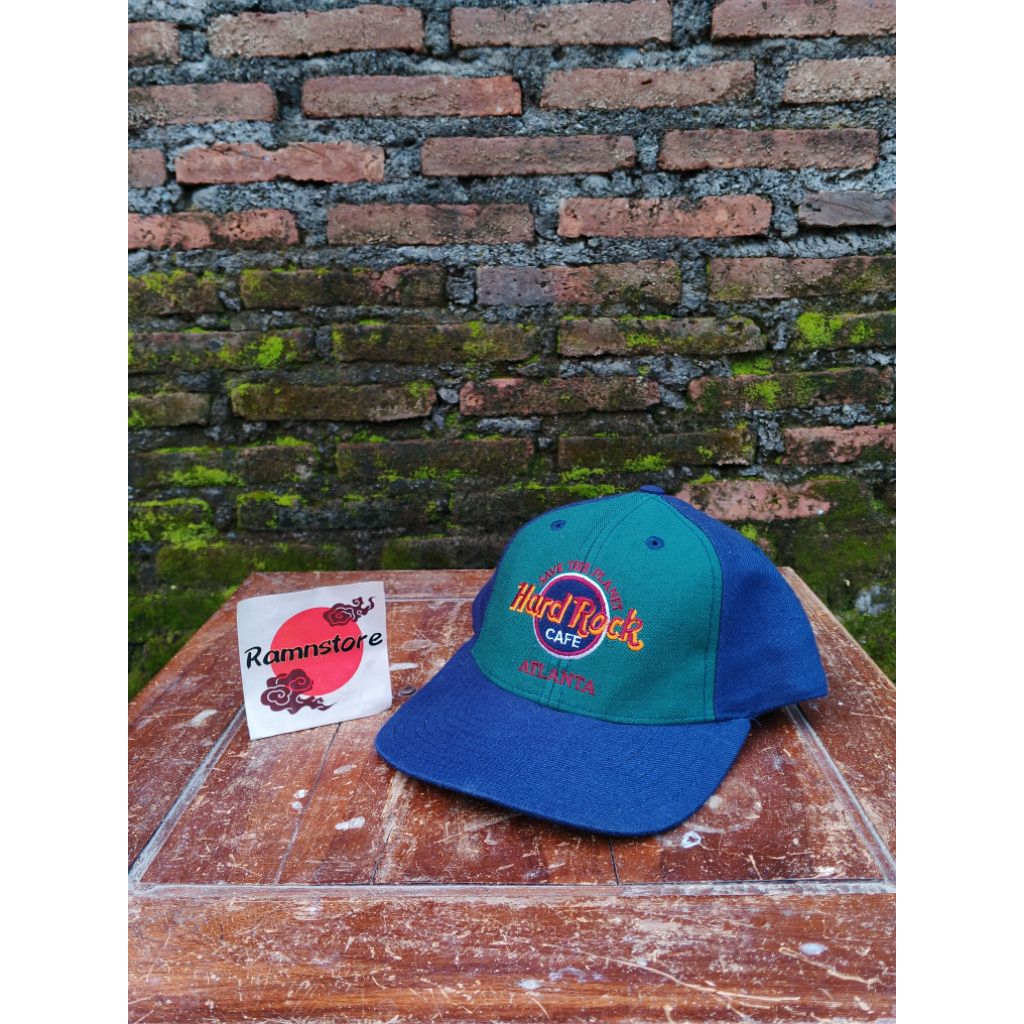 topi vintage hard rock