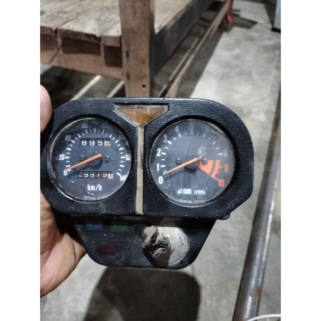 spedometer suzuki ts125 original