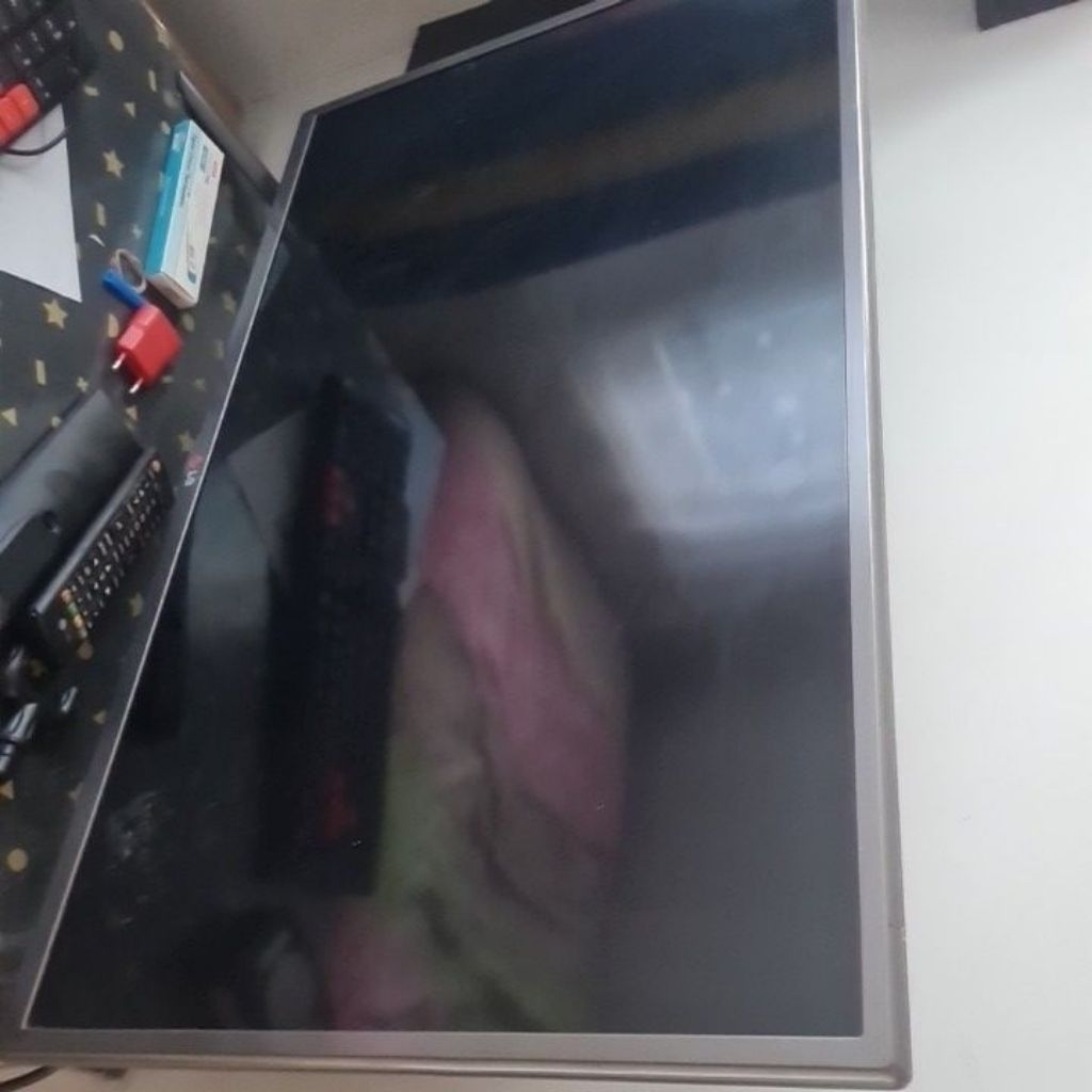 TV LG 30 inchi bekas