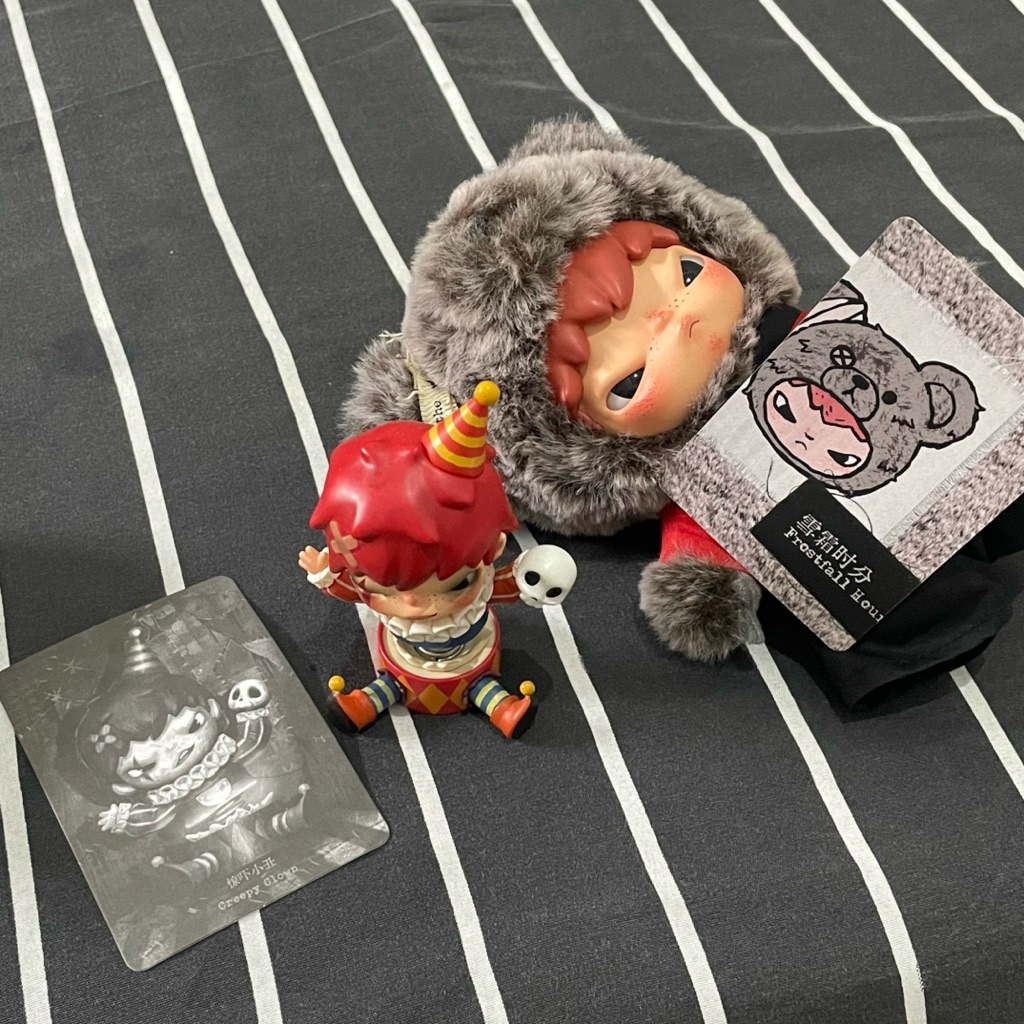 Hirono Road Journal Frostfall Hours & Monster's Carnival Creepy Clown | popmart hirono plush unseale