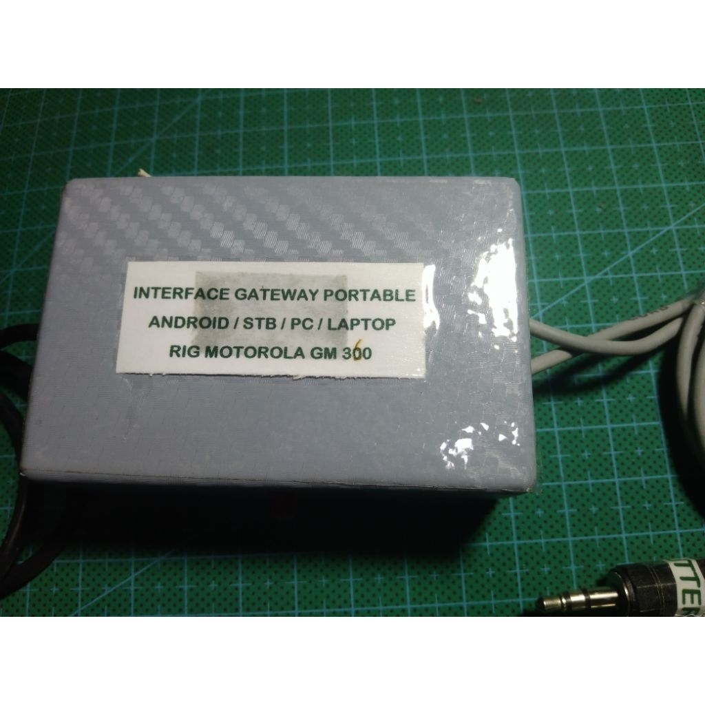 INTERFACE PORTABLE ZELLO, MUMBLE, TEAMSPEAK3 RIG MOTOROLA GM 300