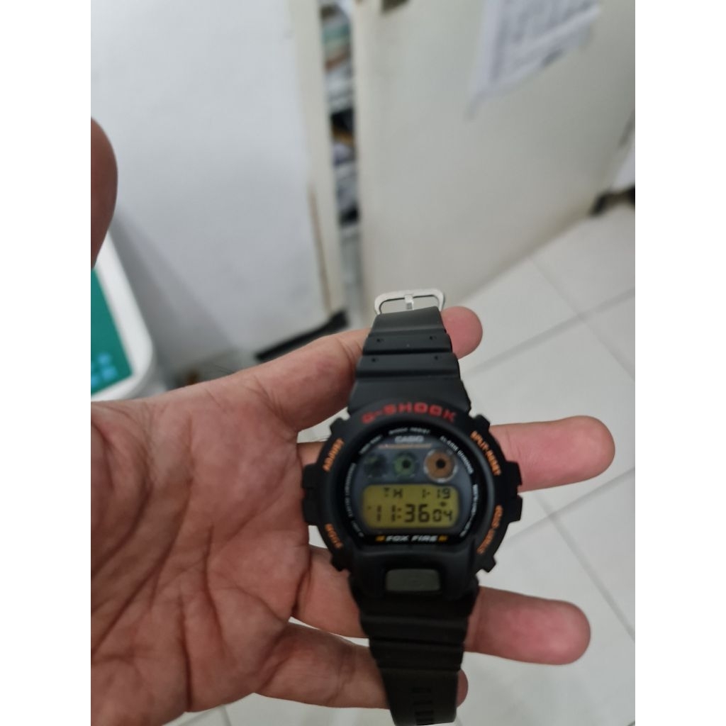 Gshock DW-6900 fox fire