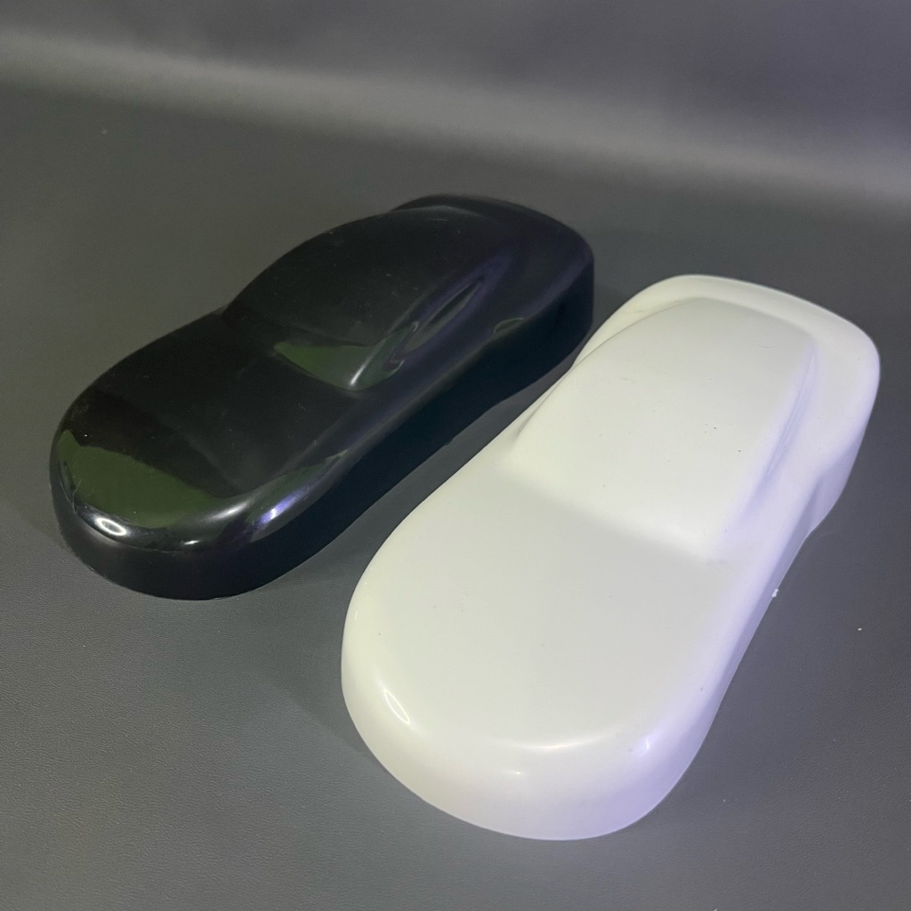 Display sample warna cat/ mobil-mobilan sample cat warna hitam putih