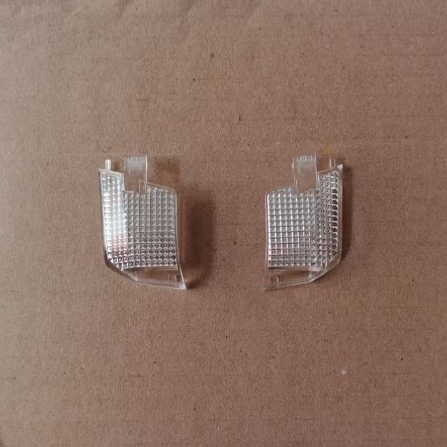 mika lampu Tv plafon Innova Fortuner camry avanza original