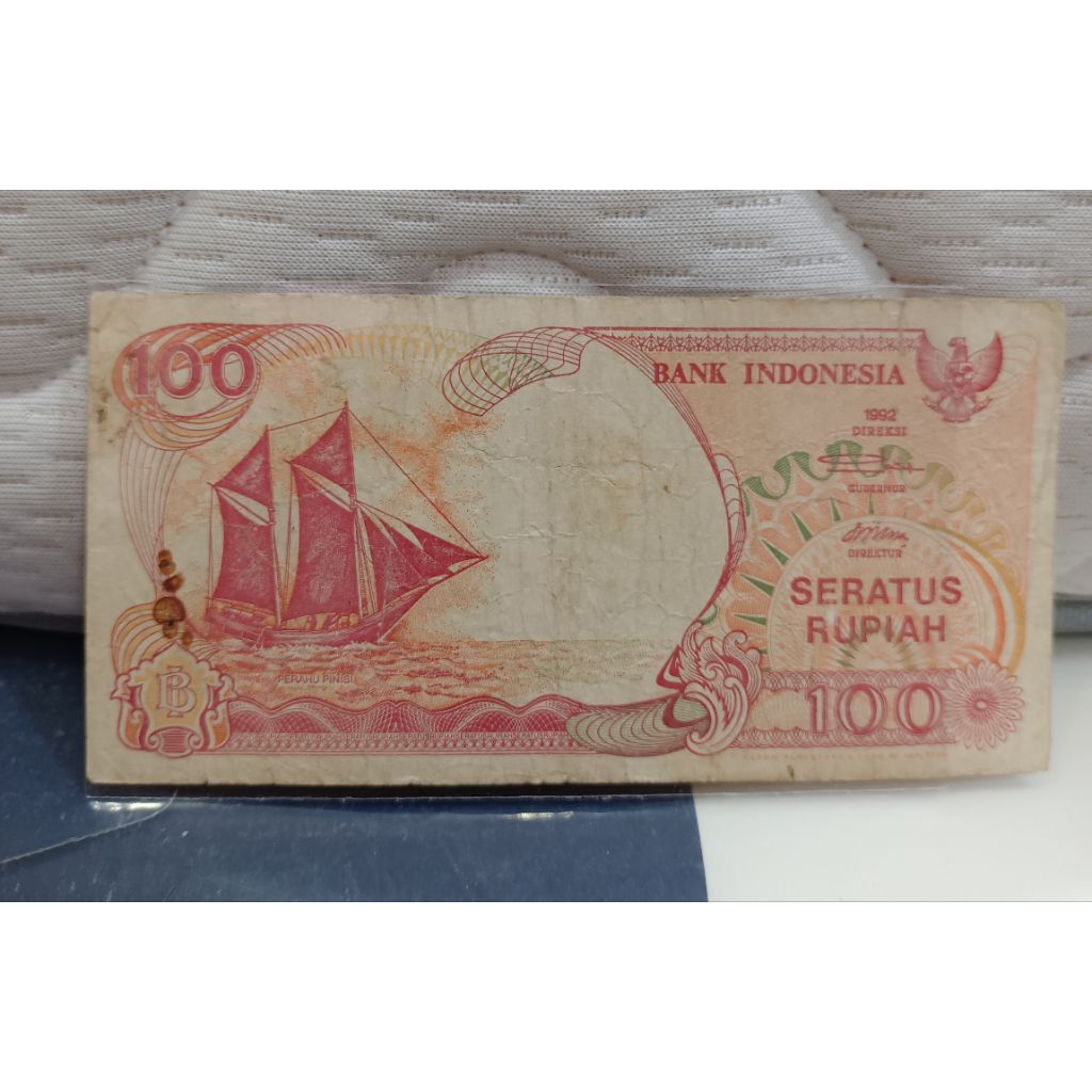Uang kuno 100rupiah kapal Pinisi