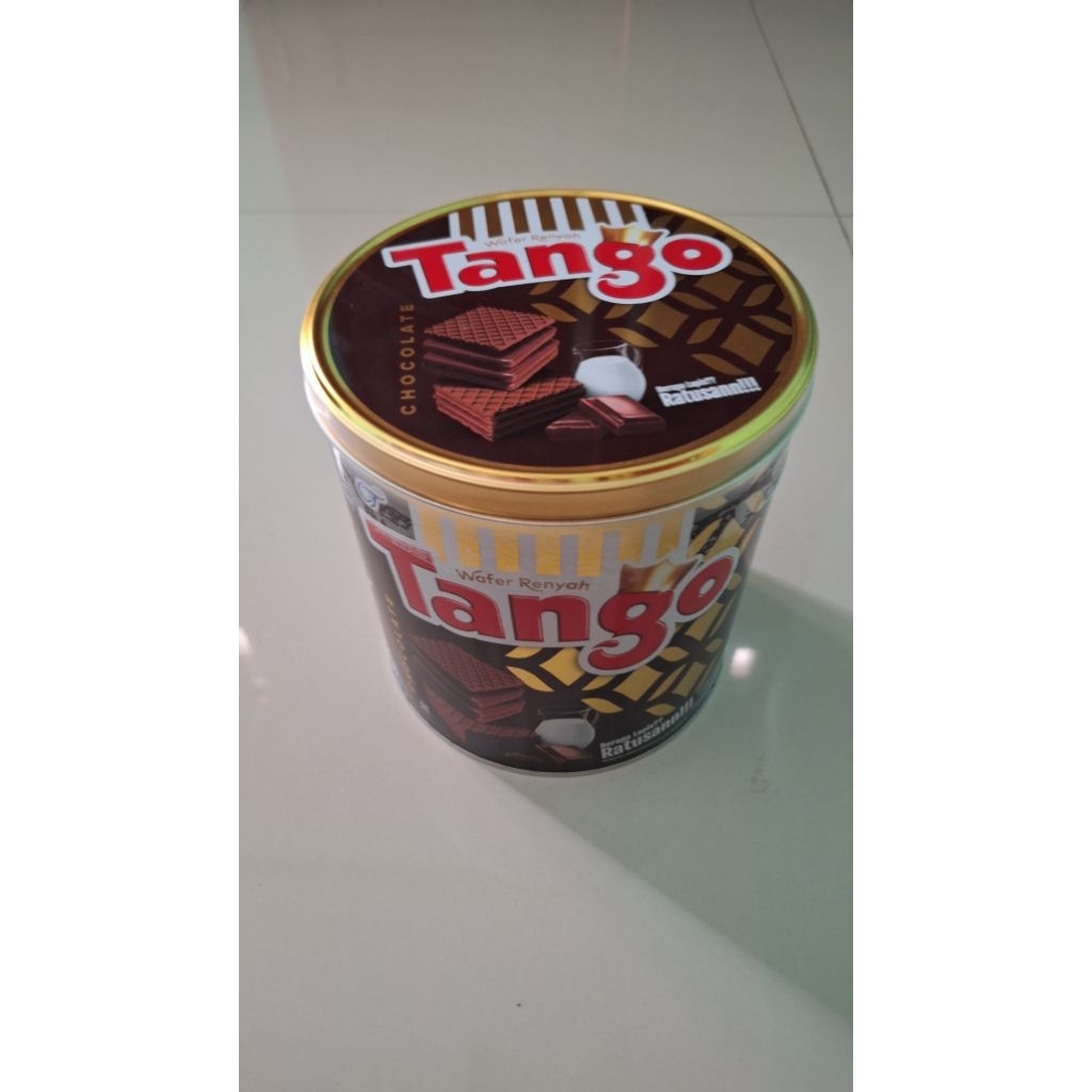 Paket Jajan Lebaran Biskuit Tango Cokelat 240gr