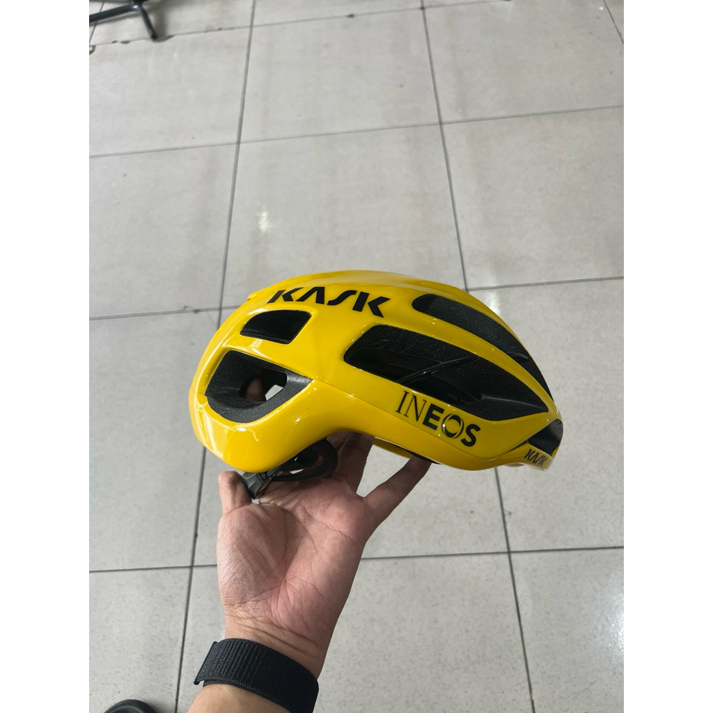 HELM SEPEDA KASK PROTONE 2 INEOS YELLOW TOUR DE FRANCE KUNING SIZE L 260 GRAM RB BEKAS SECOND ORI