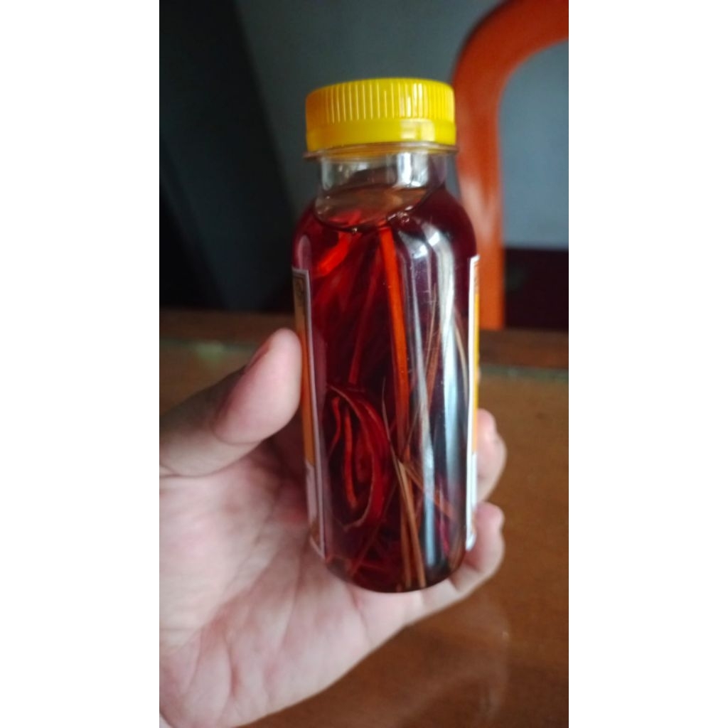 Minyak urut bawang dayak