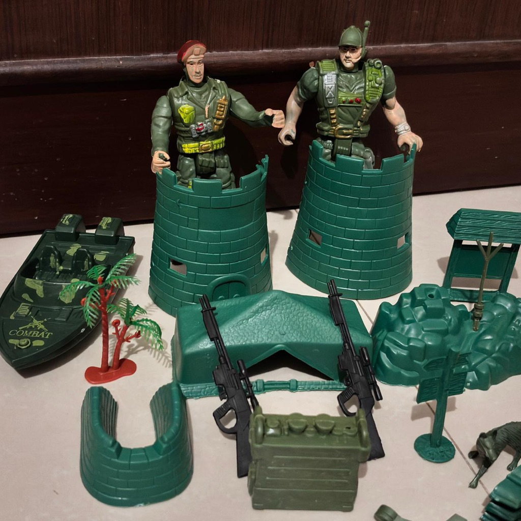Mainan Tentara Militer Combat Force Plastik + Tas Ransel