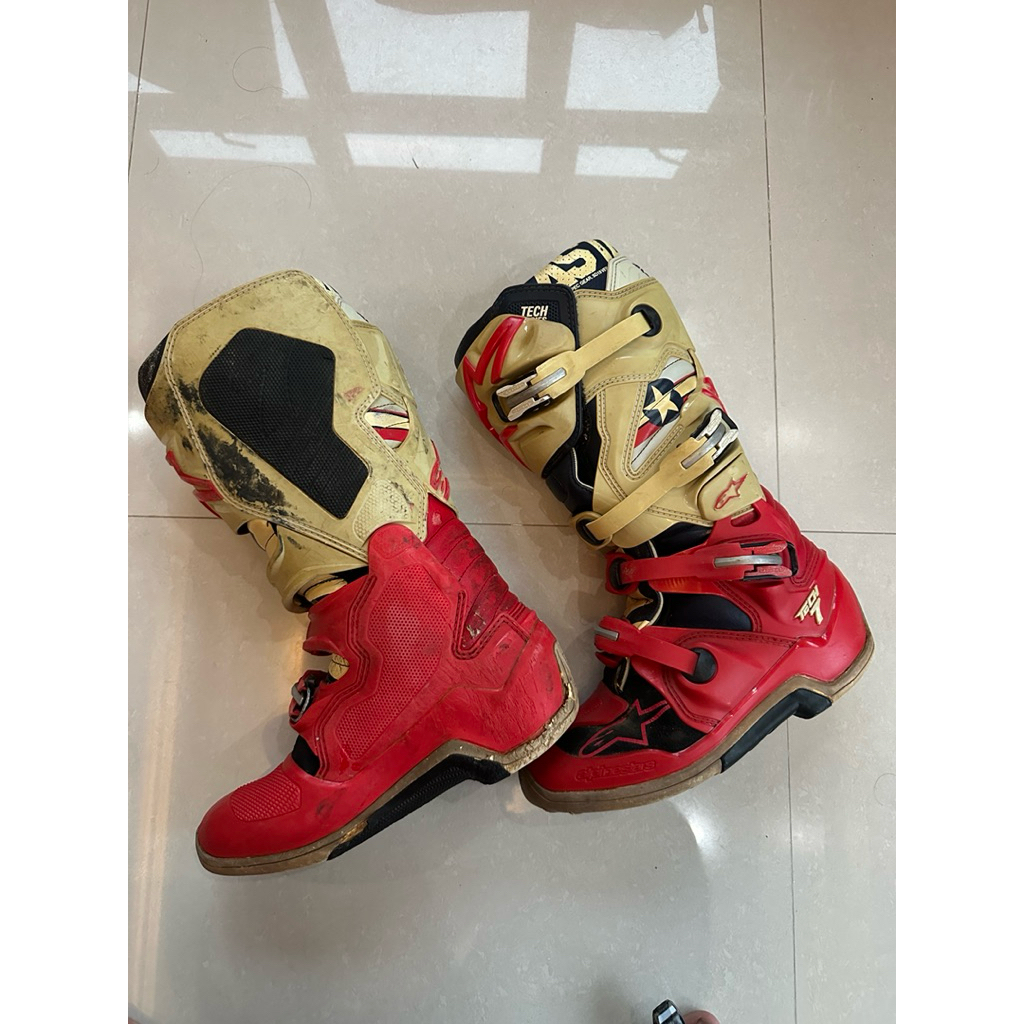 Sepatu Alpinestar Tech 7