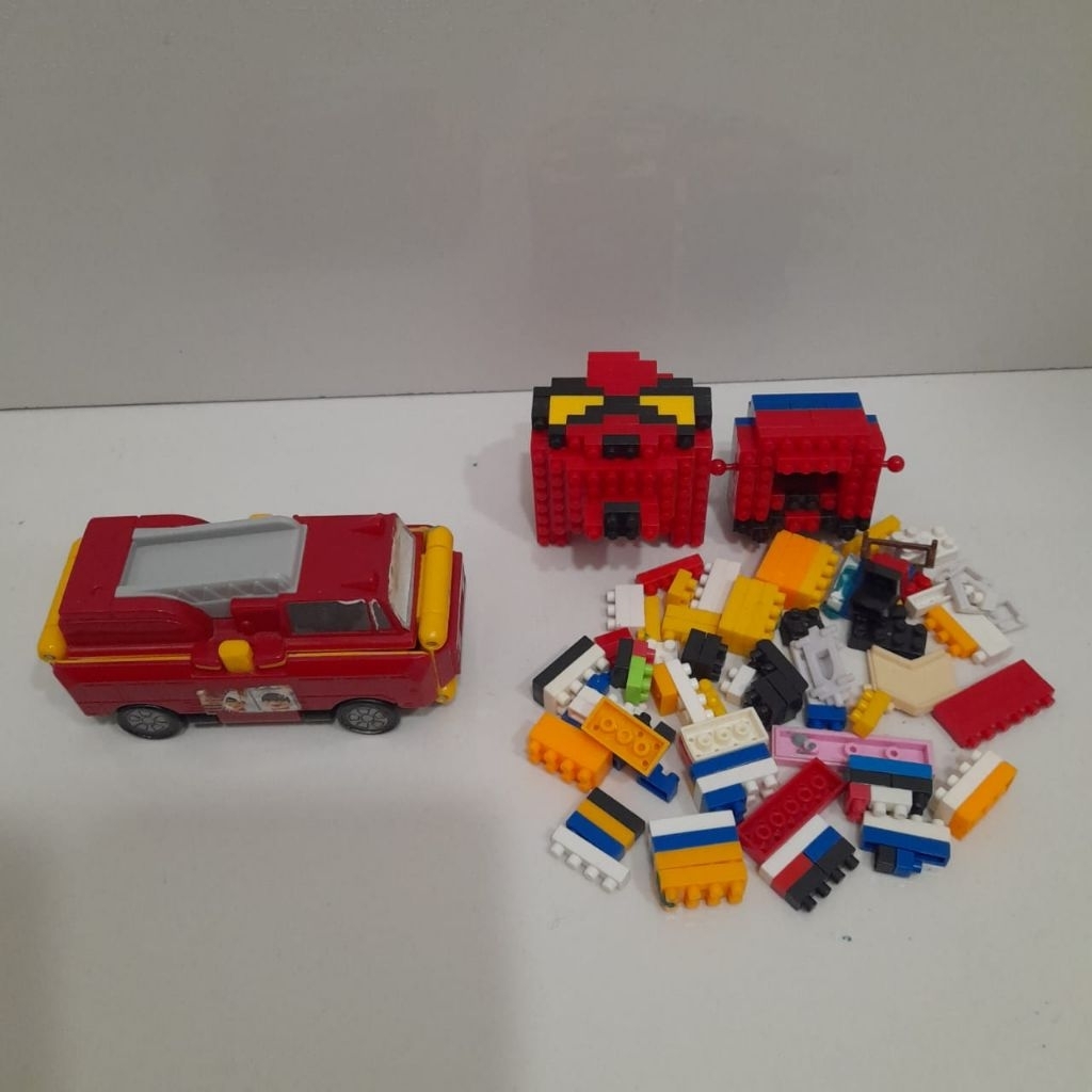 C0269. Preoved Mainan Mobil-Mobilan 2 Sisi & Lego Kecil