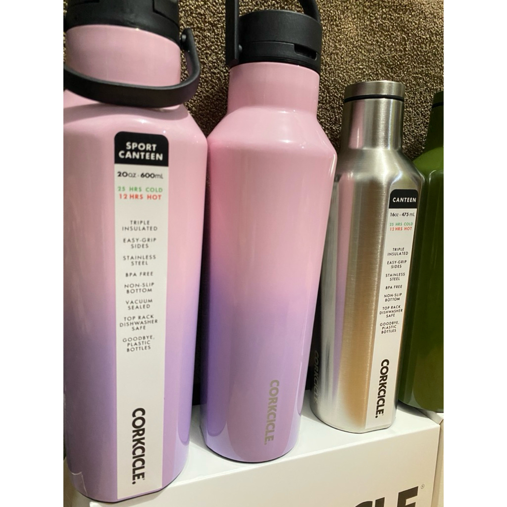 Tumbler Corkcicle 20 Oz - Tahan Dingin 25 Jam, Desain Ergonomis, Warna Menarik