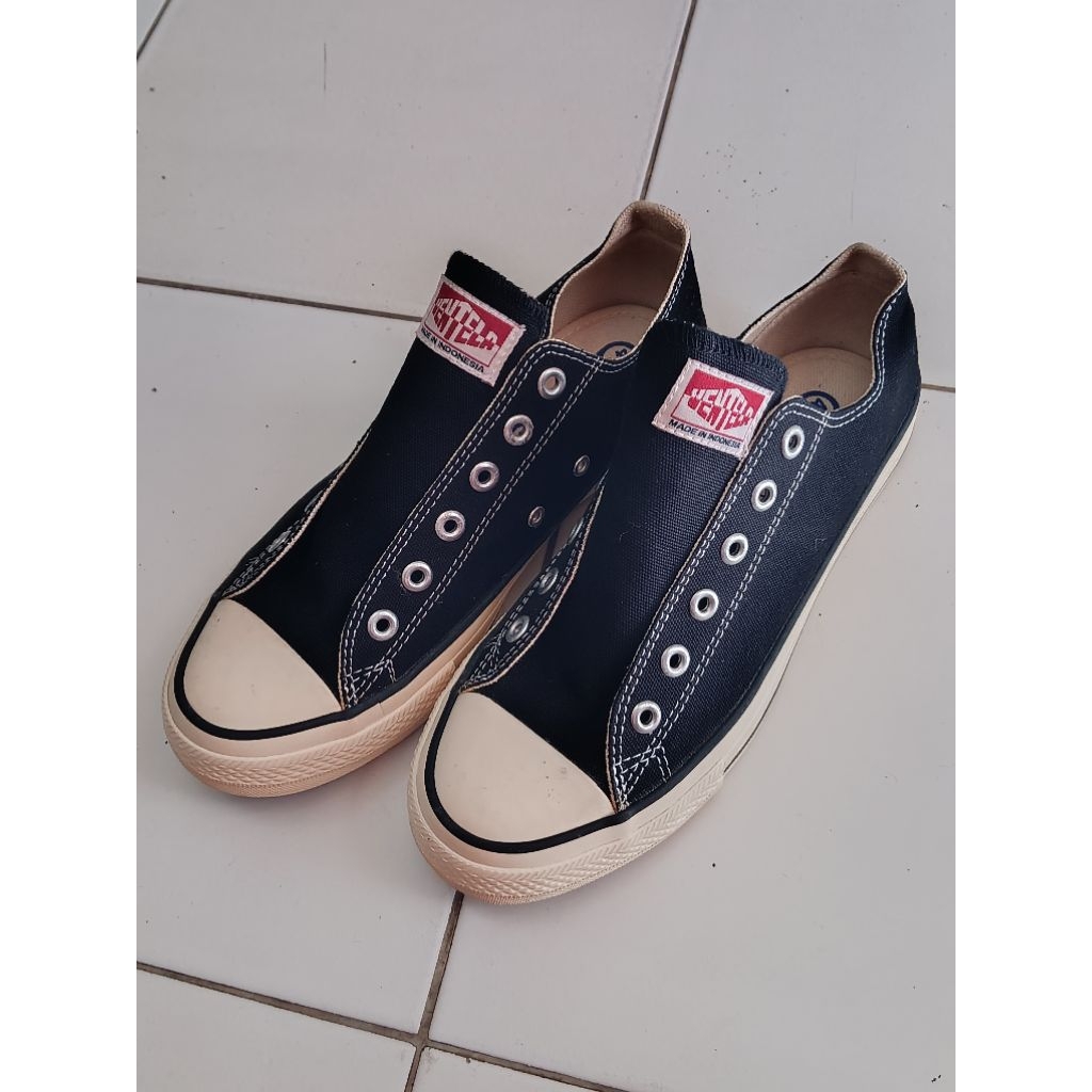 sepatu ventela preloved