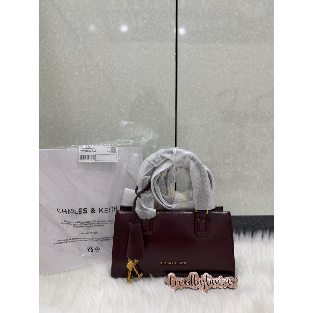 READY NEW CHARLES N KEITH MINI KELLY