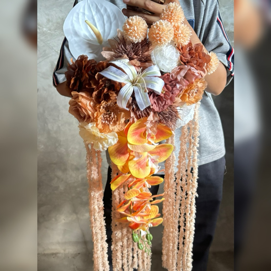 READY HANDBOUQUET ANGGREK/HANDBOUQUET WEDDING ANGGREK/BUKET ANGGREK