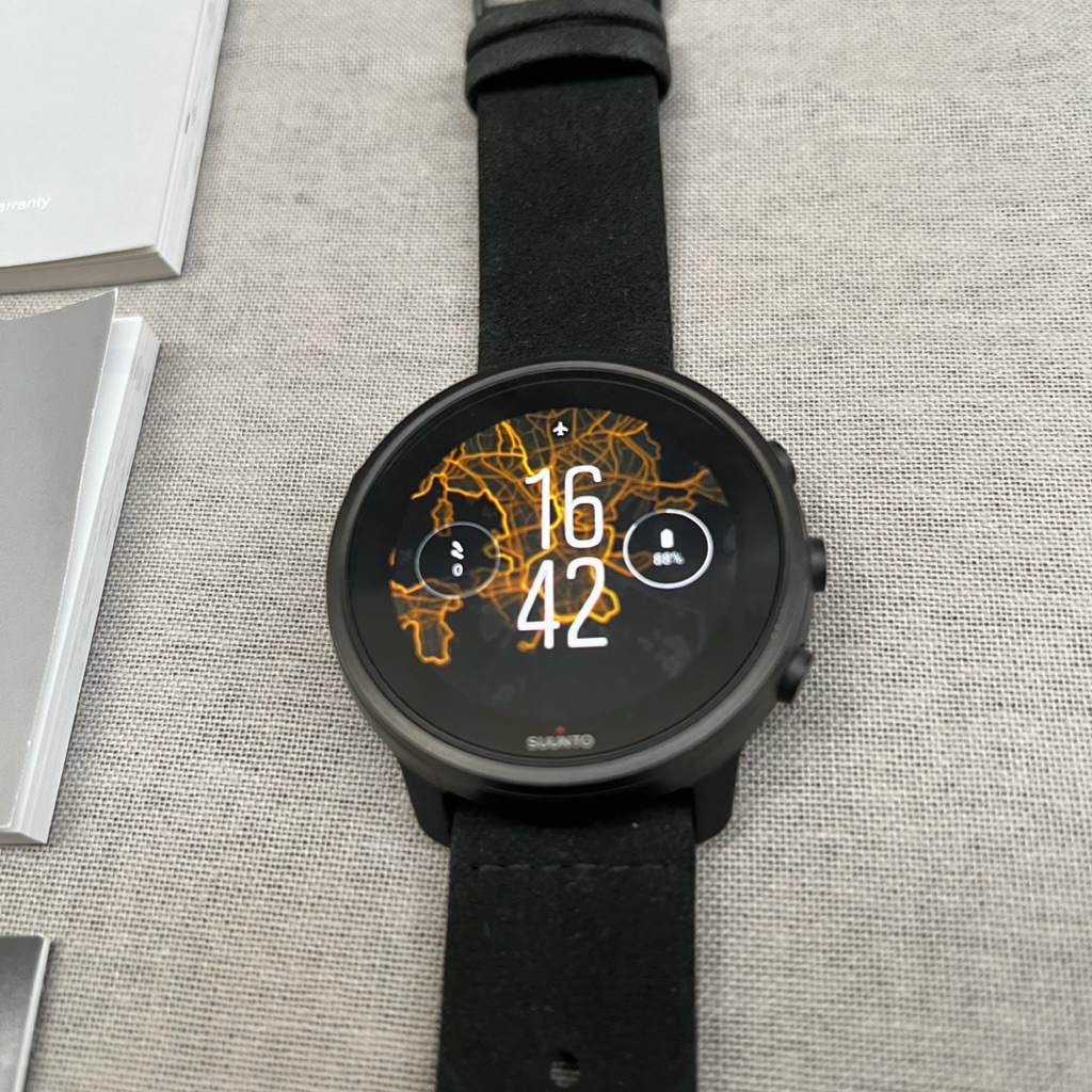 Jam Tangan Pria Smart Watch Suunto 7 Matte Black Titanium Original