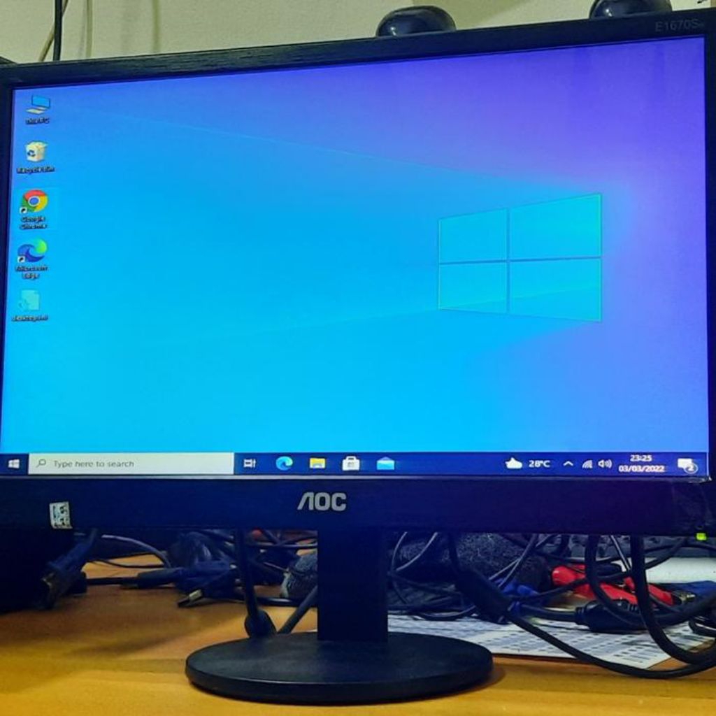 monitor LED aoc e1670swu