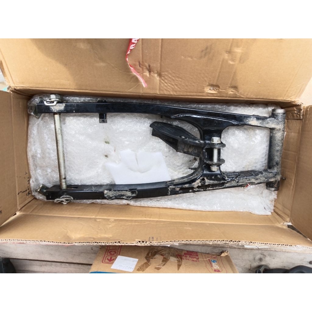 swing arm crf