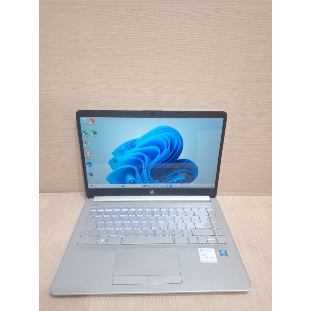 746. HP laptop 14s intel pentium 6405U|Laptop Siap pakai